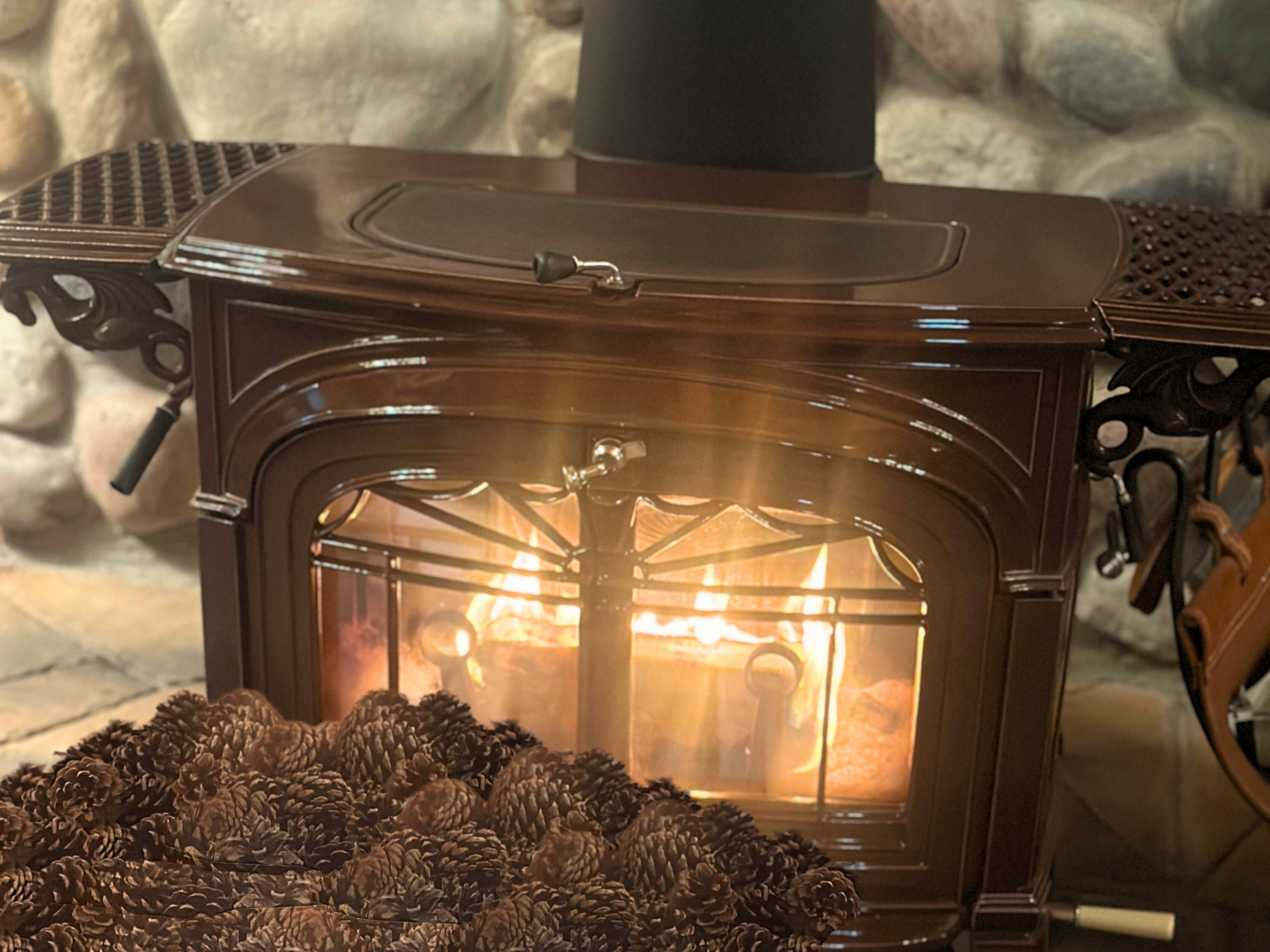 pinecone_wreath_holiday_ausable_wreath_company_wood_stove_pinecones